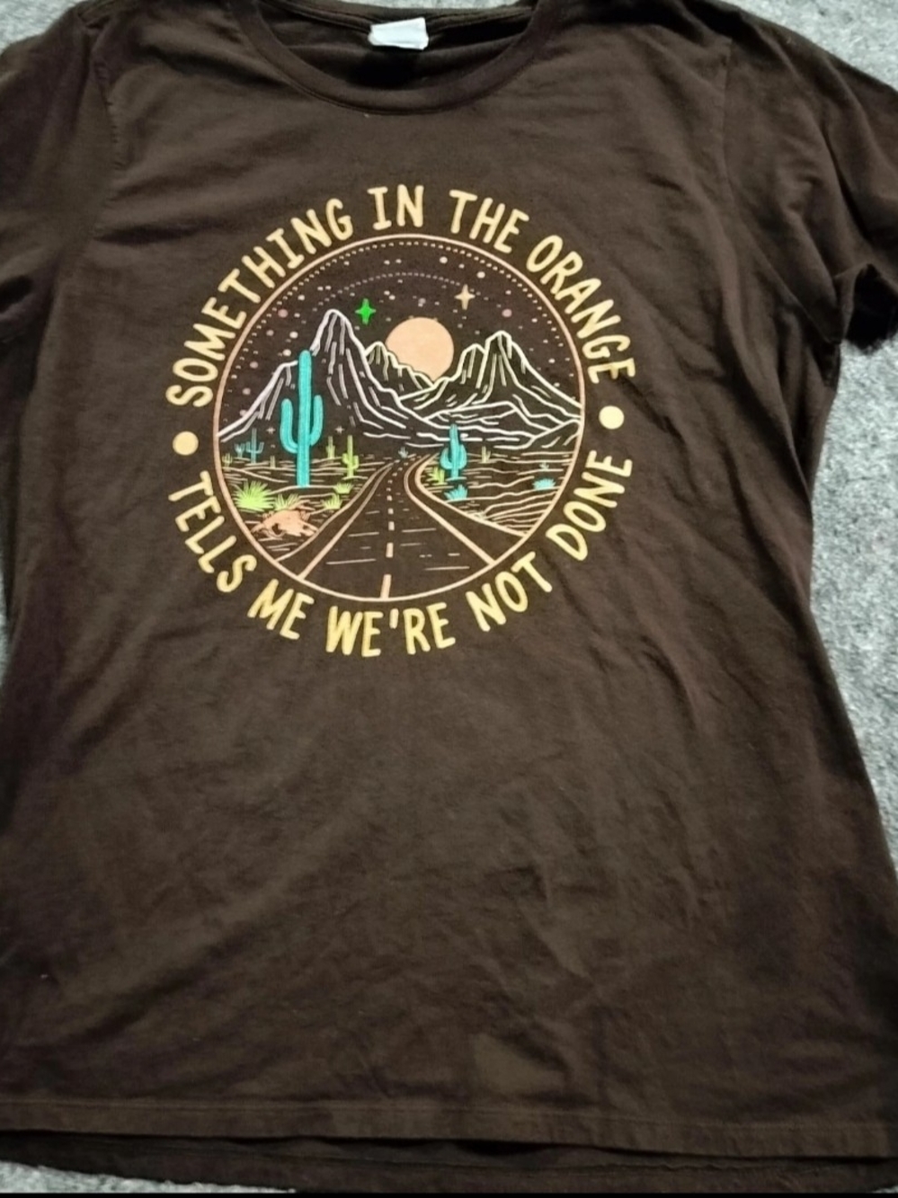 Women's Brown Something in the Orange T-shirt Size XL